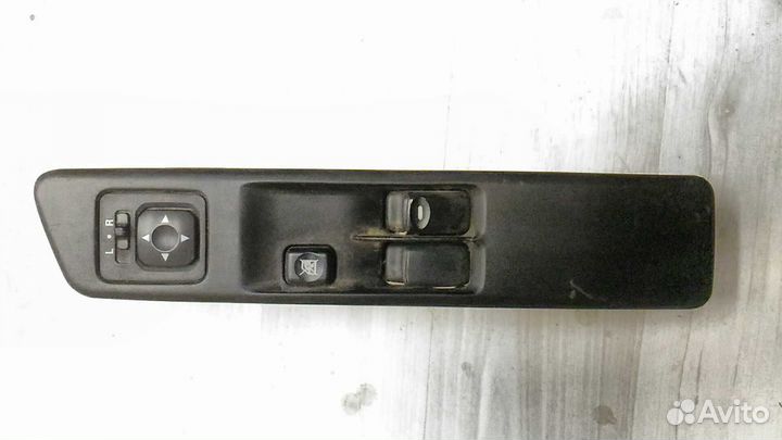 Кнопка (выключатель) Mitsubishi Pajero Pinin