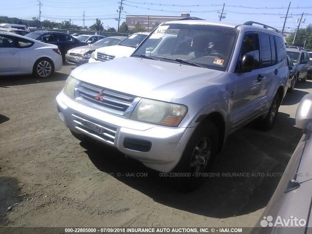 Разбор на запчасти Mitsubishi Pajero / Montero