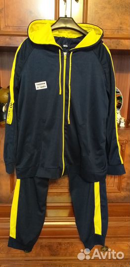 Спортивный костюм