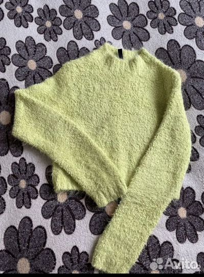 Япомогаю вещи на девушку 42