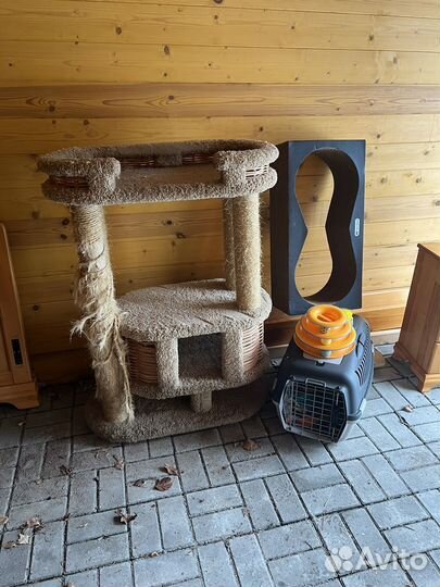 Домик для кошки + переноска с когтеточкой