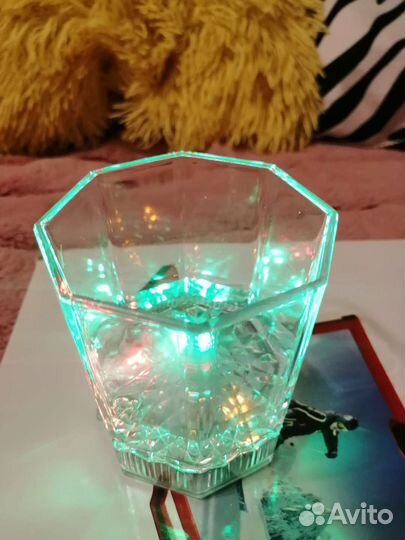 Светящиеся стаканы