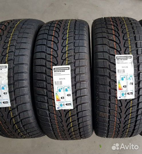Bridgestone Blizzak LM-80 Evo 255/50 R20