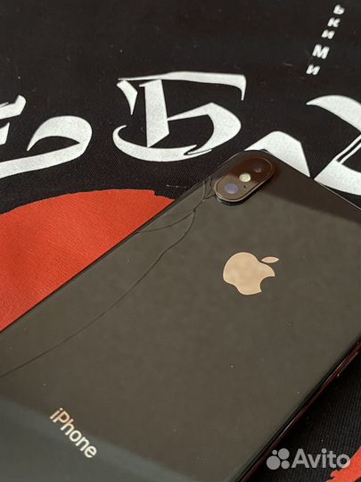 iPhone X, 64 ГБ