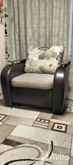Кресло кровать, идеальное, (4000. т.р)