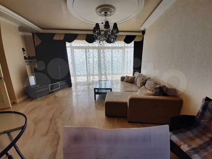 3-к. квартира, 130 м², 7/8 эт.