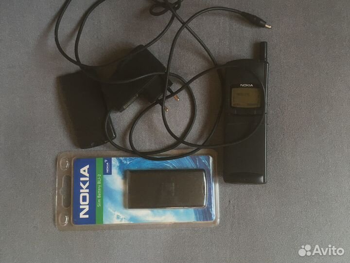 Телефон Nokia 8110