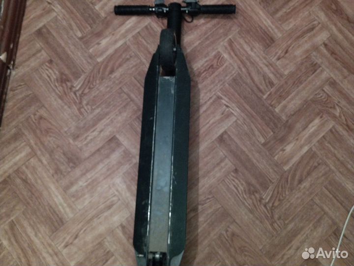 Электросамокат бу не рабочий (торг)