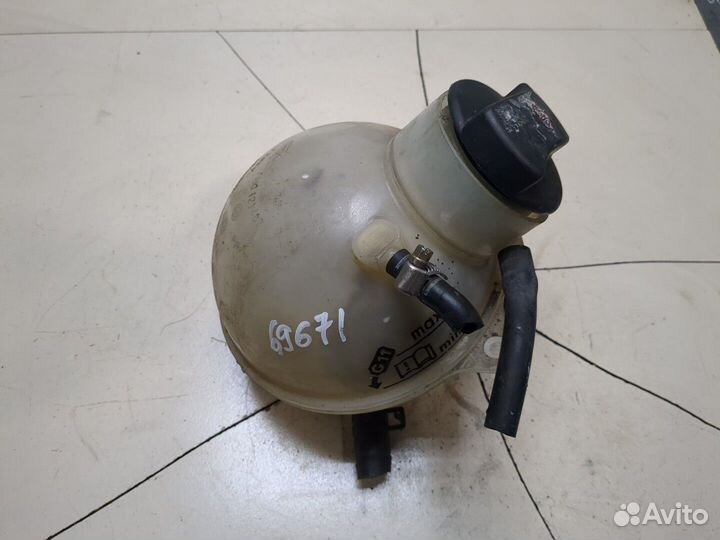 Бачок расширительный Volkswagen Sharan, 1997