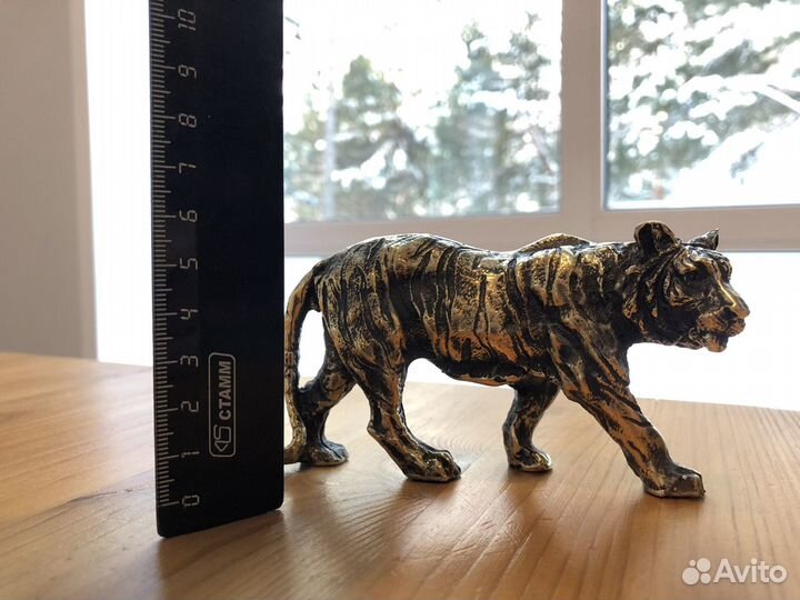 Тигр. Фигурка. Статуэтка