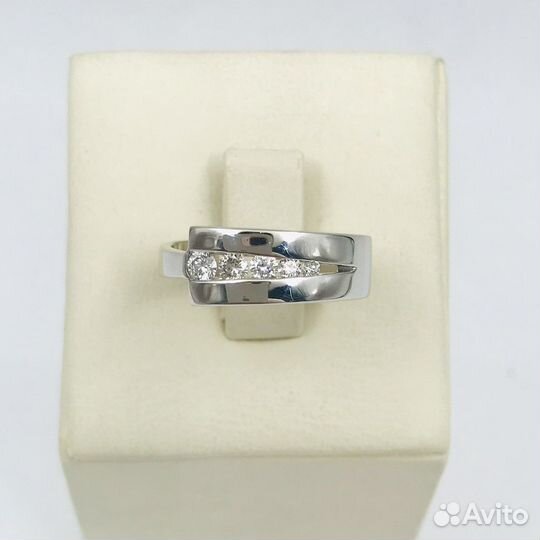 Золотое кольцо с бриллиантами 0,28ct