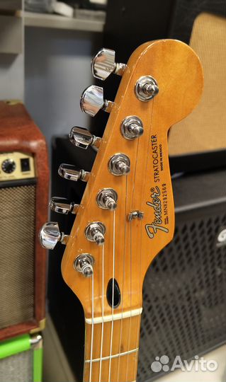 Электрогитара, Мексика Fender Stratocaster SSS