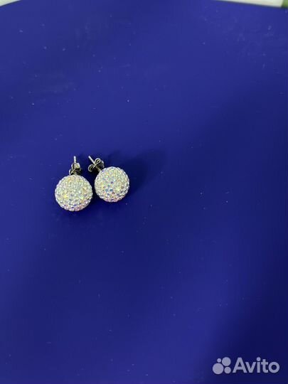 Серьги гвоздики