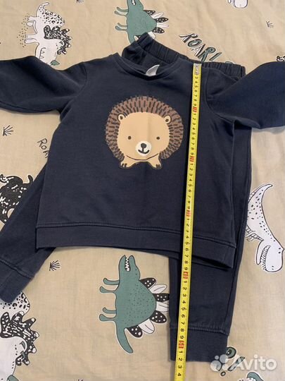 Костюм для мальчика H&M 98р