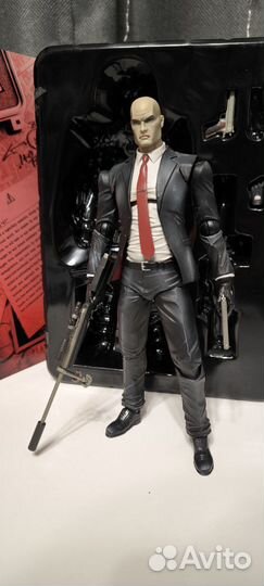 Play Arts Hitman