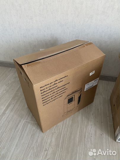 Кофемашина Delonghi 230.460 - белый