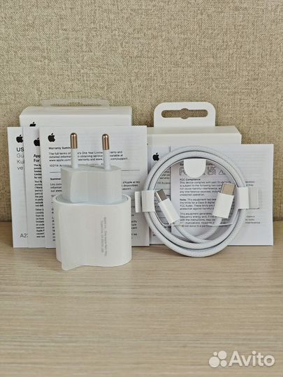 Зарядка на Apple iPhone 15 20W USB-C (новая)