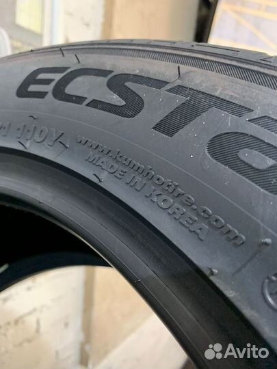 Kumho Ecsta PS71 SUV 275/45 R21 110Y