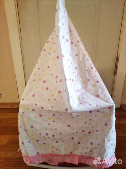 Кроватка для кукол с балдахином