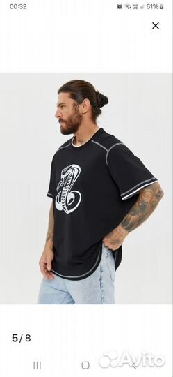 Футболка со змеей