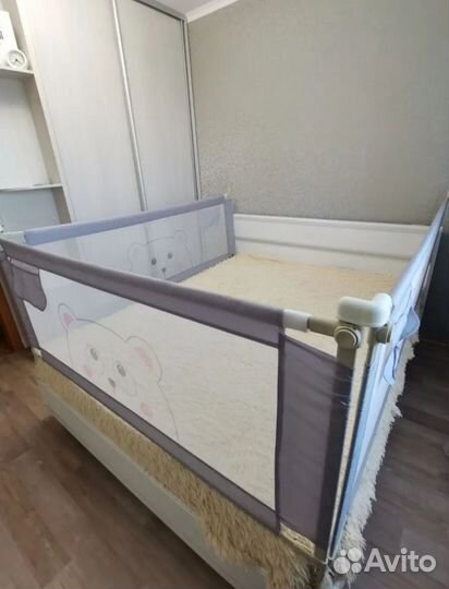 Защитные бортики для кровати (полный комплект)