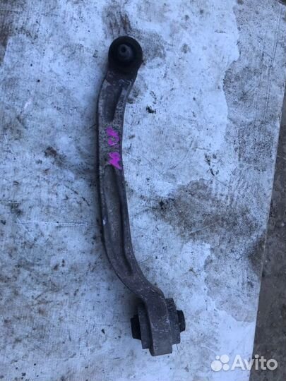 Рычаг подвески передний правый Audi A6 AUK 2006