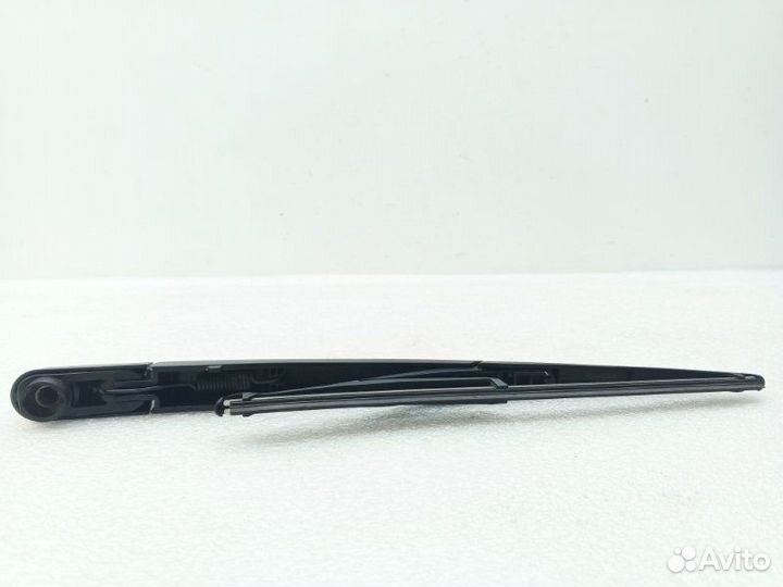 Поводок стеклоочистителя задний Nissan Qashqai J11