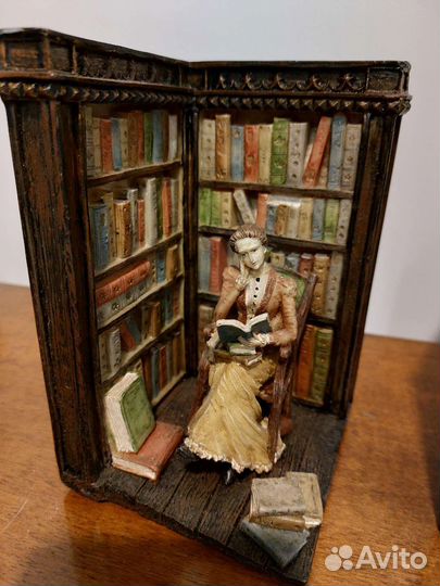 Держатель для книг