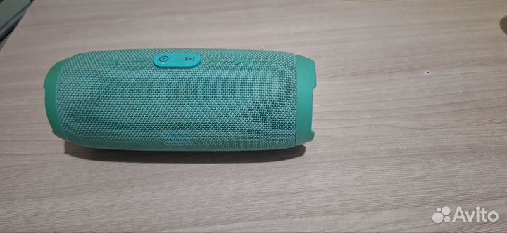 Музыкальная колонка с блютузом jbl