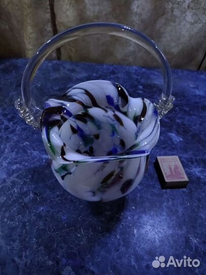 Конфетница из цветного стекла