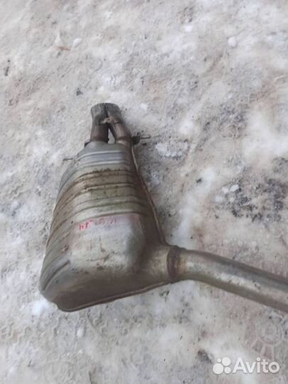 Задняя часть глушителя