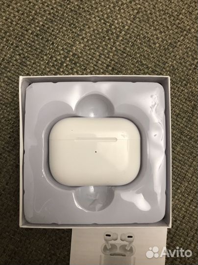 Наушники airPods