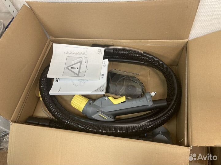 Новый моющий пылесос Karcher Puzzi 8/1 C (Италия)