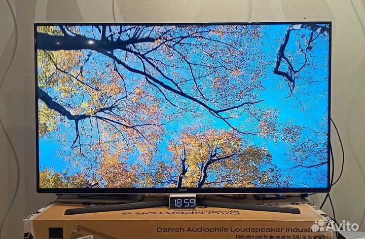 Телевизор Samsung SMART tv 50