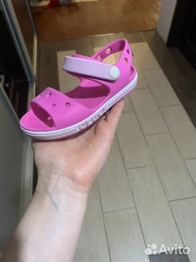 Сандали crocs c7