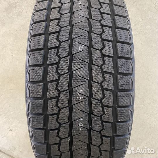 Yokohama Ice Guard G075 235/65 R17 108Q