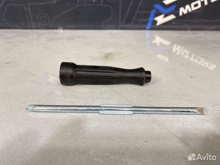 Отвертка Volkswagen Passat Variant B6 BZB 2008