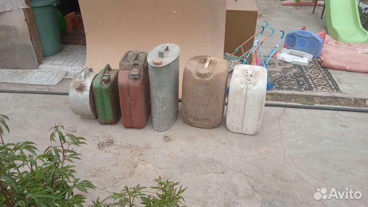 Канистры металлические