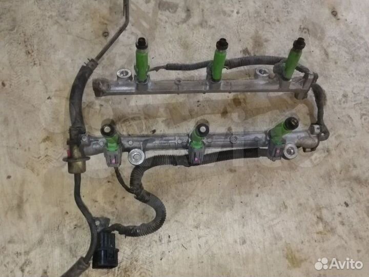 Форсунка инжекторная Mitsubishi Pajero Sport 6G72