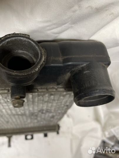 Радиатор основной Subaru Forester S11