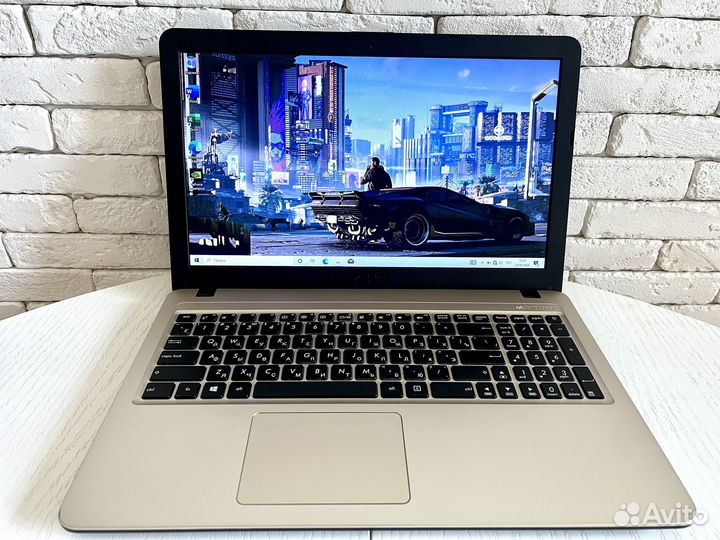 Игровой Asus i3-7020U/GeF MX110/12Gb/256SSD