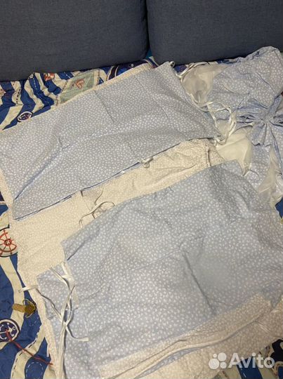 Полный комплект в детскую кроватку