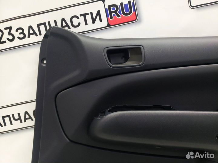 Обшивка двери передней правой Toyota Probox NCP51V