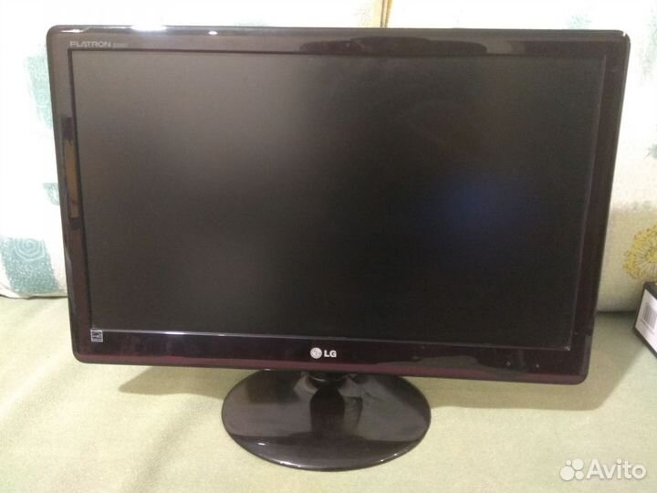Монитор 23 дюйма LG e2350t