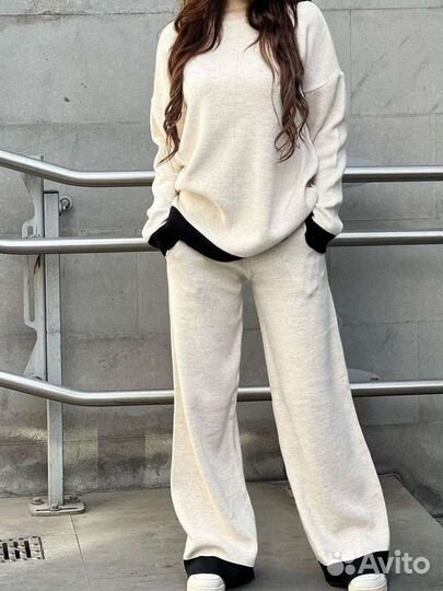 Спортивный костюм женский новый