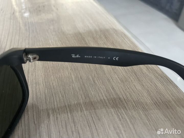 Очки Ray-Ban New Wayfarer RB 2132 622 55