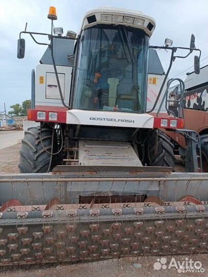 Комбайн Ростсельмаш Torum 740, 2009