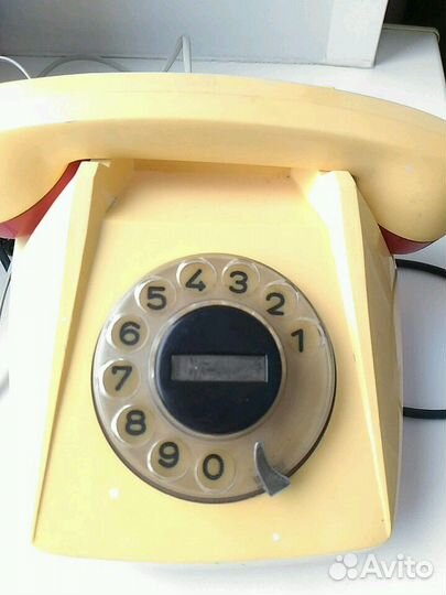 Телефонный аппарат
