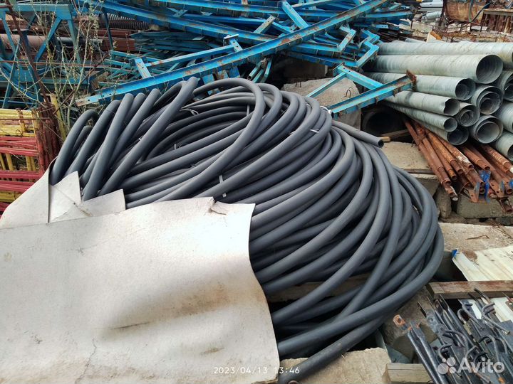 Труба пластмассовая