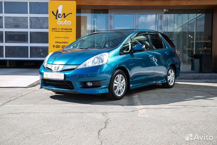 Honda Fit Shuttle 1.3 CVT, 2012, 142 287 км